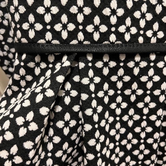 MAX STUDIO - Picture 3 of 8